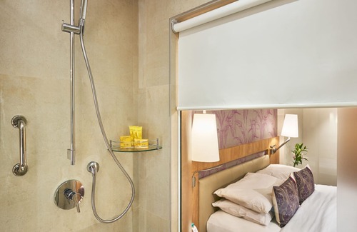 Vile Parle East Hotel | Bawa International