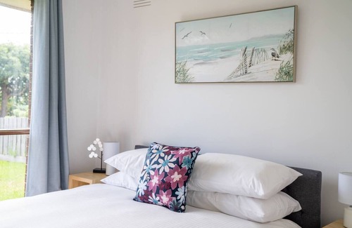 Clifton Springs House | Bay Beauty Clifton Springs Family Hideaway