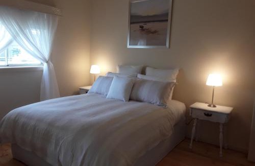 St Leonards House | Bay Bell Cottage