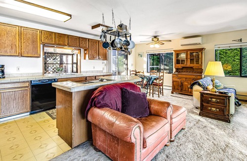 Port Ludlow House | Bay Front Home w/ Water Views, Free WiFi, Expansive Lawn and Wood Stove