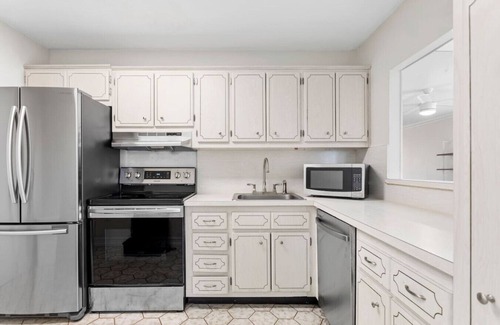 Bay Harbor Islands Apartment | Bay Harbor Sunset Apt 3C