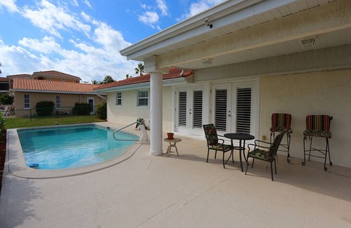 Longboat Key House | Bay Haven Home on Longboat Key by RVA