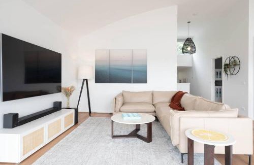 Mount Martha House | Bay Horizons - Grand Panoramic Coastal Escape