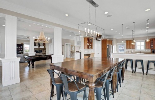 Sneads Ferry House | Bay Manor - Top tier home with everything to offer - Private Pool - Roof Top hot tub
