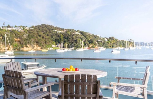 Opua Apartment | Bay of Islands Boathouse Apartment-The Bridge