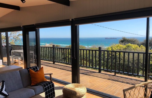 McCrae Cottage | Bay Panorama