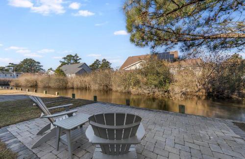Chincoteague House | Bay Pony