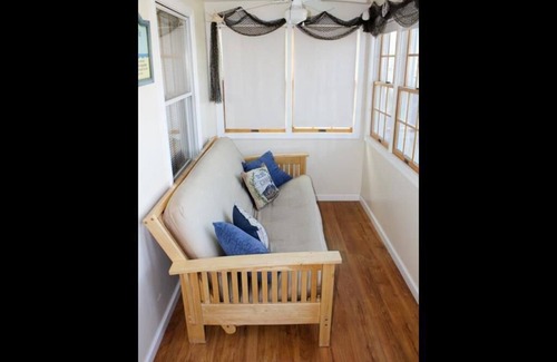 Ship Bottom House | Bay Side Beach Cottage located in Ship Bottom. Walking distance to shops, attractions and dining 135089
