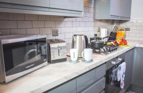 Derby Apartment | Bay Tree Apartments