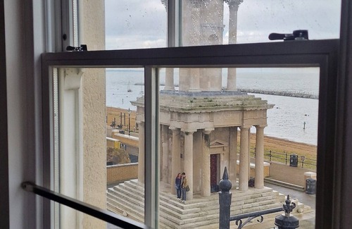 Herne Bay Apartment | Bay View Luxury Penthouse panoramic sea views Sea View Holiday home Herne Bay