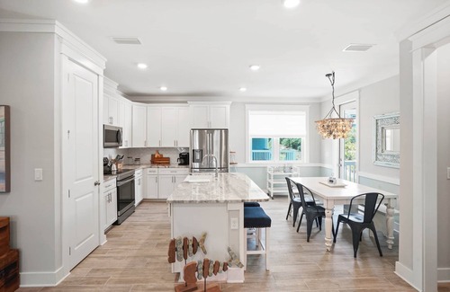 Cape San Blas House | Bay View, Pet Friendly, Steps to the Beach, Pool, PickleBall Courts, & Kids Nook