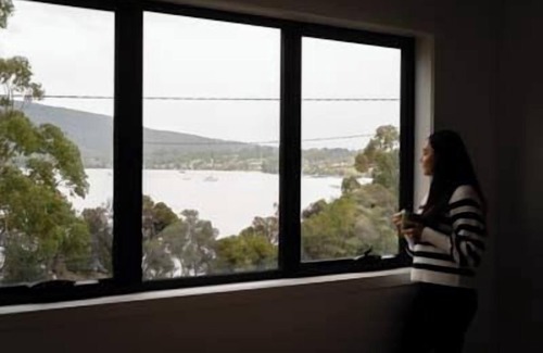 Dover Apartment | Bay View Retreats- Ocean Mist