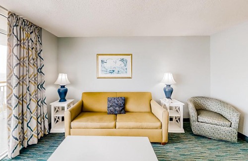Crescent Beach Hotel | Bay Watch 0411