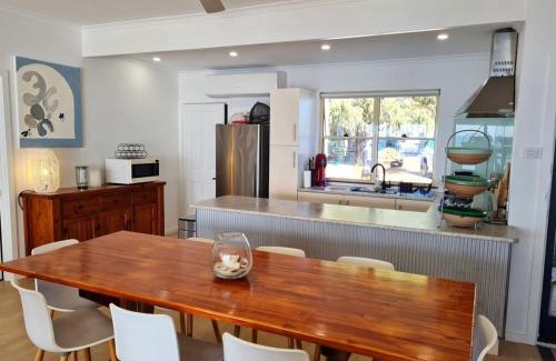 Muloowurtie House | Bay Watch