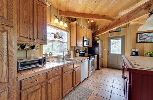 Bayfield Cabin | Bayfield Cabin w/Hot Tub & Striking Mountain View