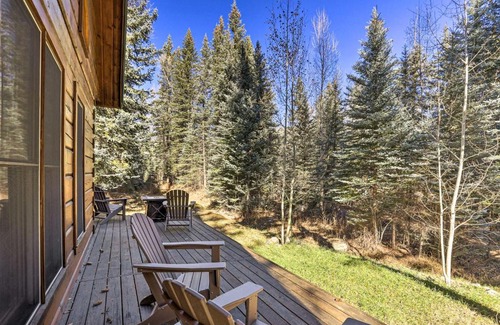 Bayfield House | Bayfield Cabin with Wraparound Deck and Fire Pit