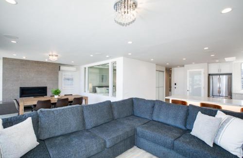 Central Mission Beach House | Bayfront Beauty 3BR Mission Bay Retreat