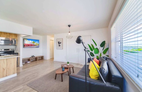 North Bay Village Apartment | Bayfront Bliss | Free Parking Included