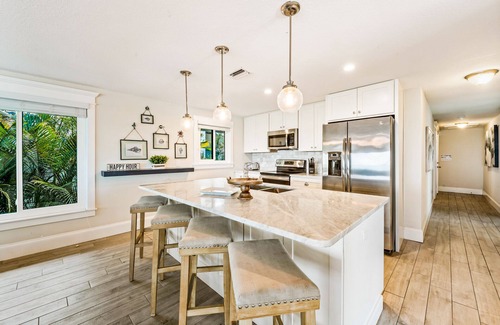 Anna Maria Villa | Bayfront Bliss! Pool, BBQ and Dolphin Views!