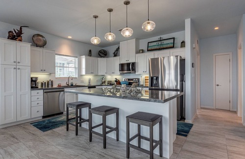 Dickinson House | Bayfront Breeze - Waterfront w/Private Lighted Fishing Dock - Available 24/7