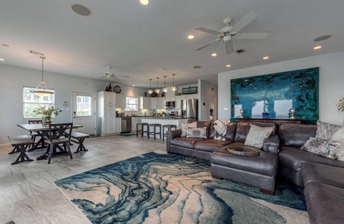 Dickinson House | Bayfront Breeze - Waterfront w/Private Lighted Fishing Dock - Available 24/7