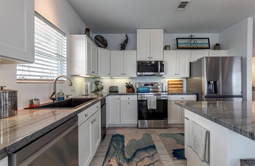 Dickinson House | Bayfront Breeze - Waterfront w/Private Lighted Fishing Dock - Available 24/7