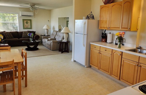 Laurel Villa | Bayfront Duplex Along Dona Bay, Amazing Views and Private Dock