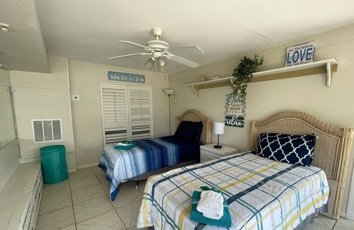 Charlotte Harbor House | Bayfront estate with private harbor view main house