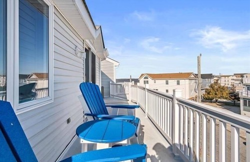 Townsend's Inlet House | Bayfront with a Boat Slip