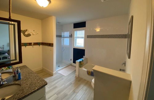 Ship Bottom House | Bayfront with pool- close to bridge