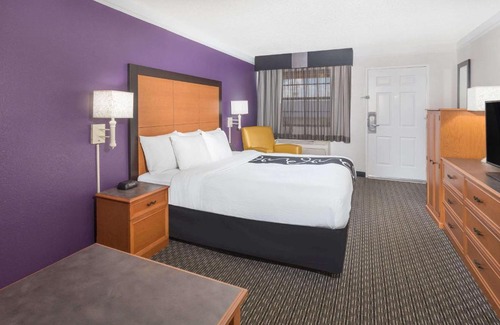 Greenville - Spartanburg Hotel | Baymont by Wyndham Greenville Woodruff Rd