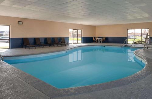 Muncie Hotel | Baymont by Wyndham Muncie Near Ball State University
