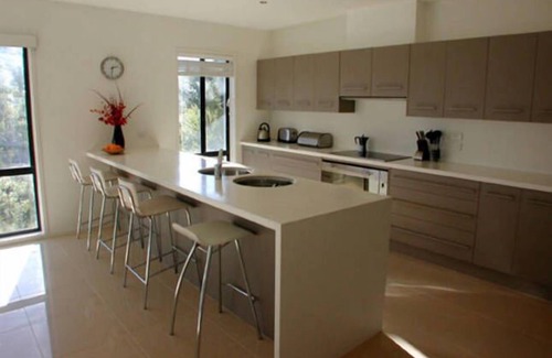 Nelson Bay House | Bayscape-on-Wallawa-Road