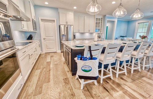 Bayside House | Bayside * 5 BR Luxury Hous, 5 Full Baths * Sleeps 16 * on Golf Course