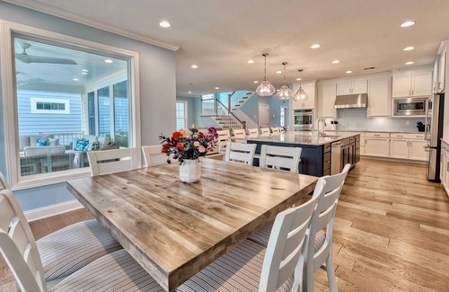 Bayside House | Bayside * 5 BR Luxury Hous, 5 Full Baths * Sleeps 16 * on Golf Course