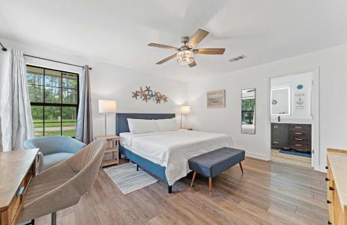 Oak Court House | Bayside Bliss