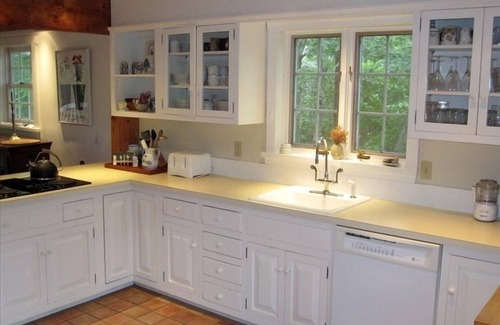 Brewster House | Bayside Brewster Home within steps of the Cape Cod bike trail!
