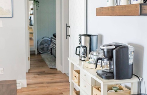 Kincheloe Cottage | Bayside Bungalow: Thanksgiving by the Lake – Gather with Family at Bayside