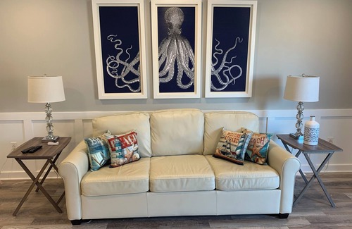 Little Salisbury Condo | Bayside Canal condo in Mid-Town Ocean City, MDnPets Welcome, No pet fee!