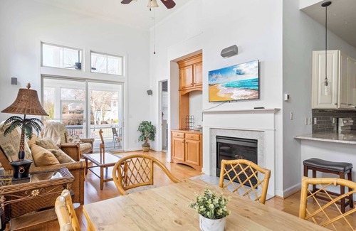 Bayside Villa | Bayside Founders – Stay for 12!