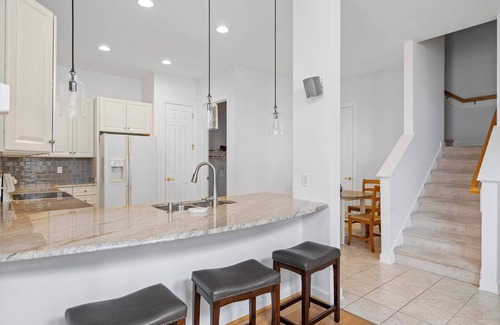 Bayside Villa | Bayside Founders – Stay for 12!