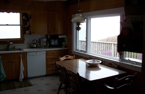 North Truro House | Bayside Home with Private Stairs to the Beach