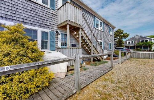Provincetown Apartment | Bayside on Commercial