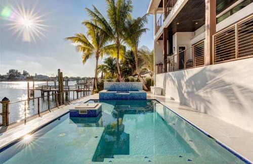 Indian Rocks Beach House | Bayside Paradise Mansion