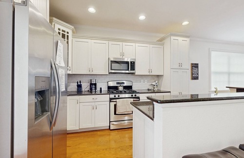 Sun Ridge House | Bayside Resort house w/central AC, private washer/dryer,