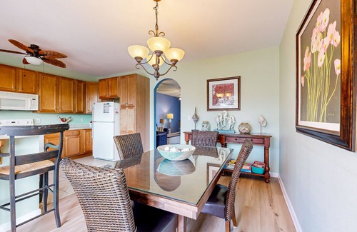 Sun Ridge House | Bayside Resort townhouse with private gas grill and golf on-site