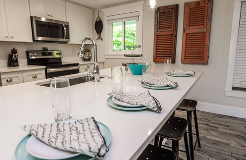 Anna Maria Villa | Bayside Retreat with Pool and Bay Views! Near Beaches, Shops, and Dining