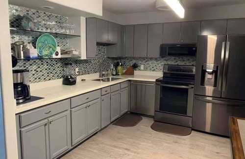 Port Isabel House | Bayside Waterfront Home with Patio & Games Room