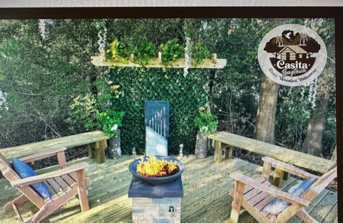 Baytown House | Baytown workforce cabin! Close to Nature Center, 2/1 with great big, wooded deck