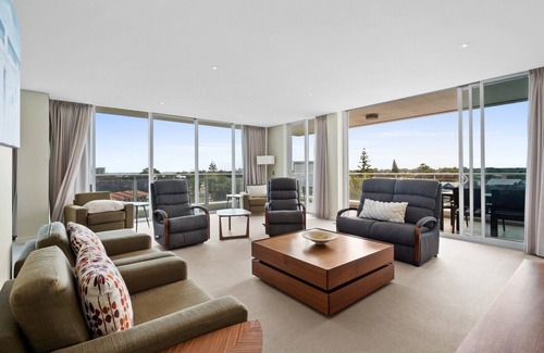Mandurah Apartment | Bayview 504 - 3 Bedroom Apartment
